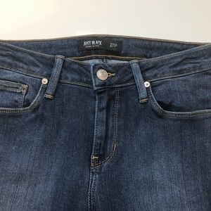 Just Black Jeans - Just Black High Rise Crop Denim w/ Side Slit Just Black Jeans - Just Black High Rise Crop Denim w/ Side Slit